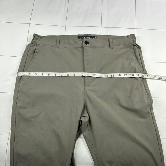 Cuts Clothing Pants Mens XL Taupe Tan AO Joggers Versaknit Stretch Tapered Work - Picture 9 of 13